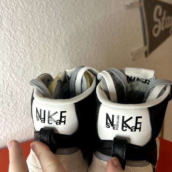 Nike Blazer Mid sacai Black Wolf Grey Mens Size 10 Womens Size 11.5 BV0072 002